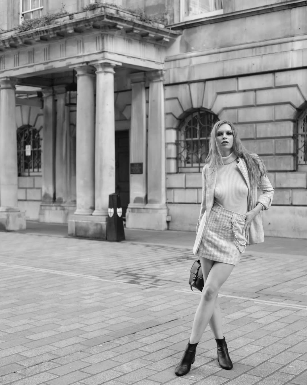 Agnieszka — Model & Hostess in Paris photo 15