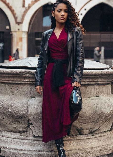Shirley — Model & Hostess in Milano photo 3