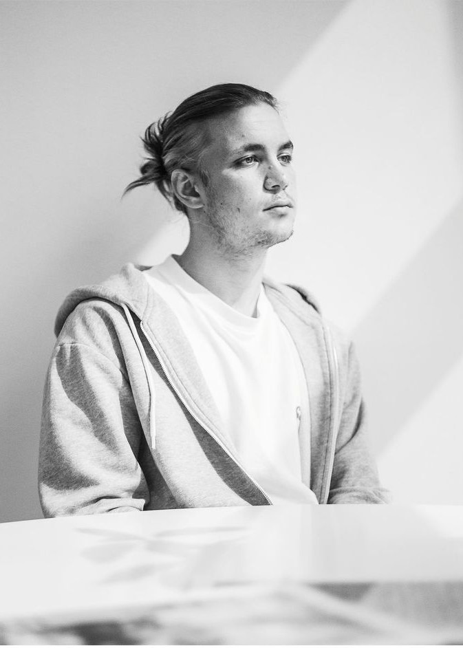 &Aacute;lvaro Salvador — Model & Host in Madrid photo 2