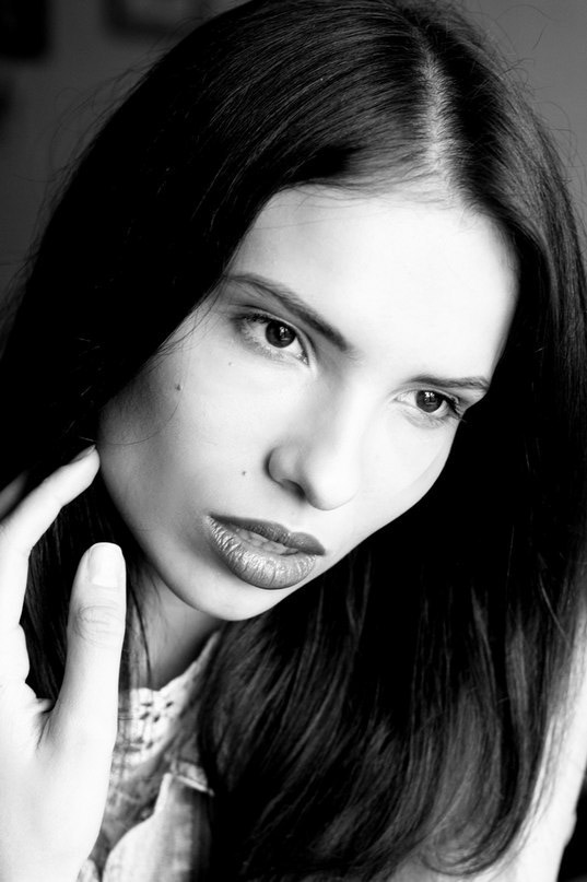 Sophie — Model & Hostess in Paris photo 2