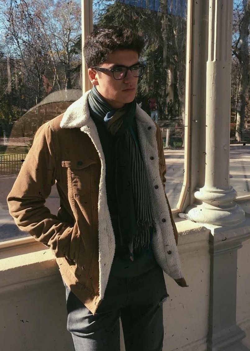 Alonso — Model & Host in Lleida photo 1