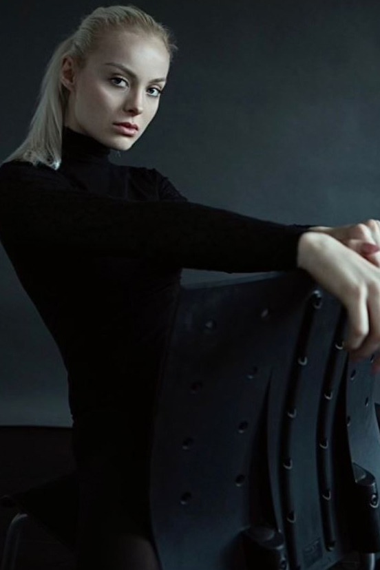 Elizaveta — Model & Hostess in Paris photo 7