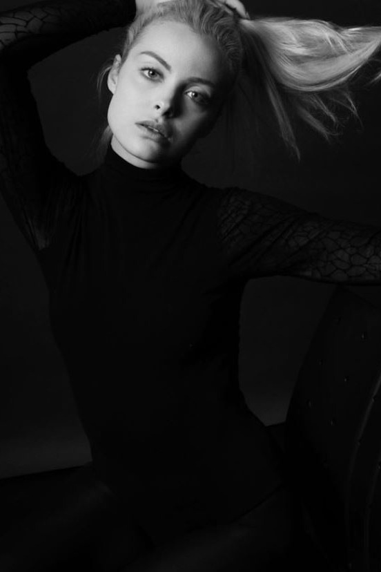 Elizaveta — Model & Hostess in Paris photo 8