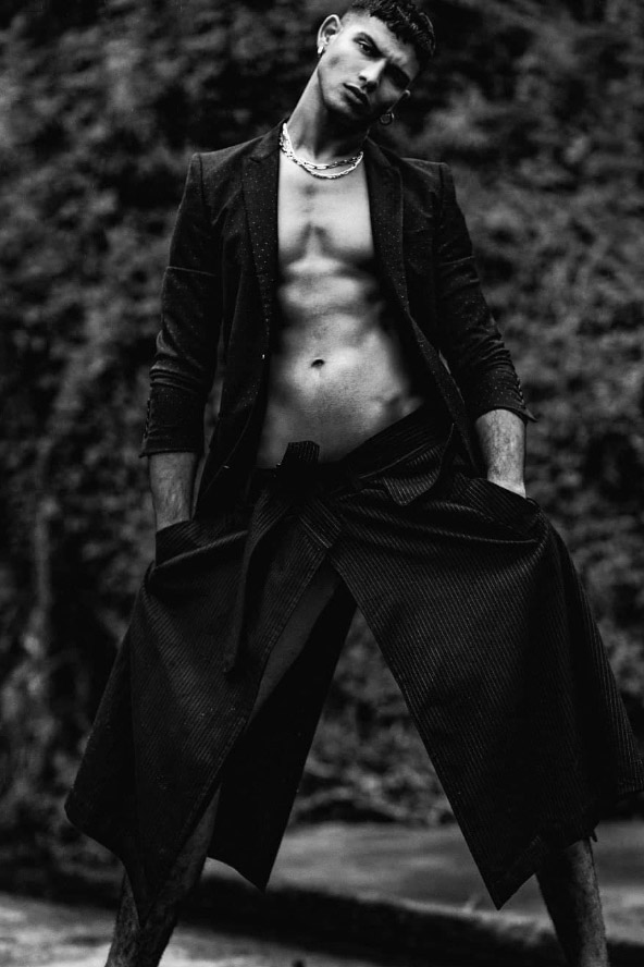 Chams-eden — Model & Host in Paris photo 12