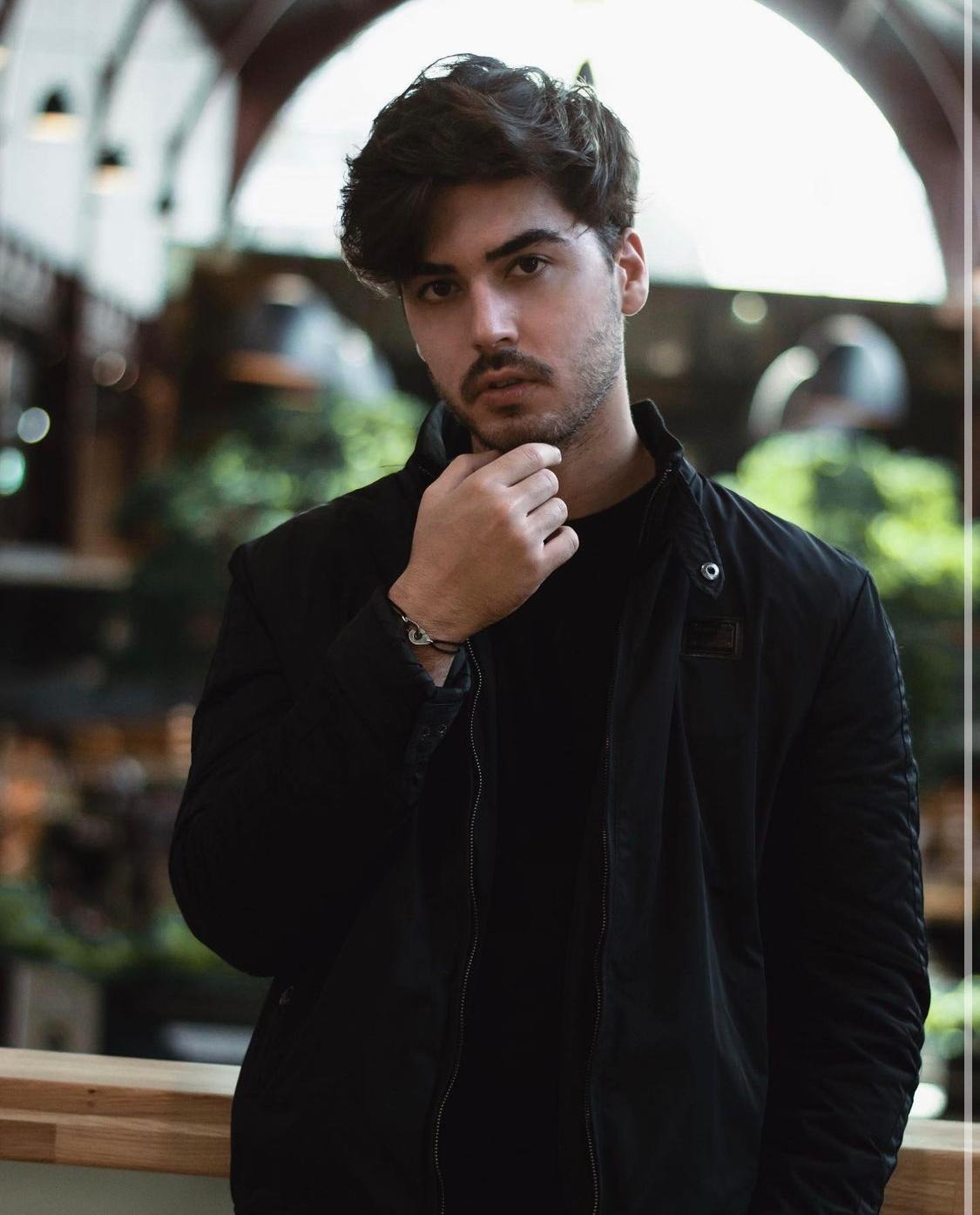 Thibaud  — Model & Host in Alpes Maritimes photo 4