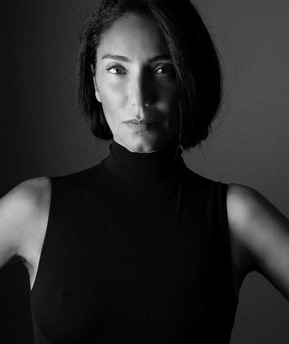 Olfa — Model & Hostess in Paris photo 5