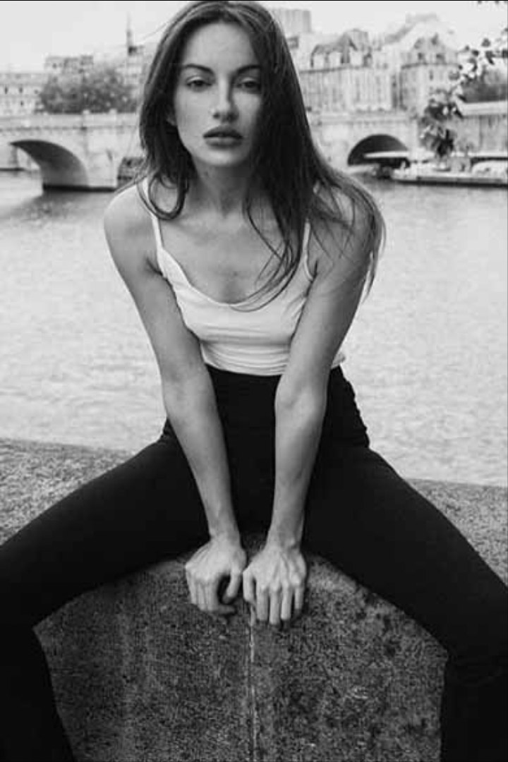 Sasha — Model & Hostess in Paris photo 12