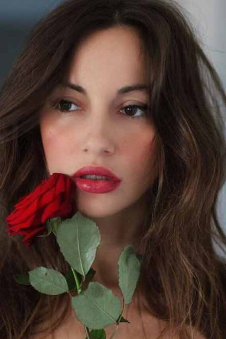 Sasha — Model & Hostess in Paris photo 4
