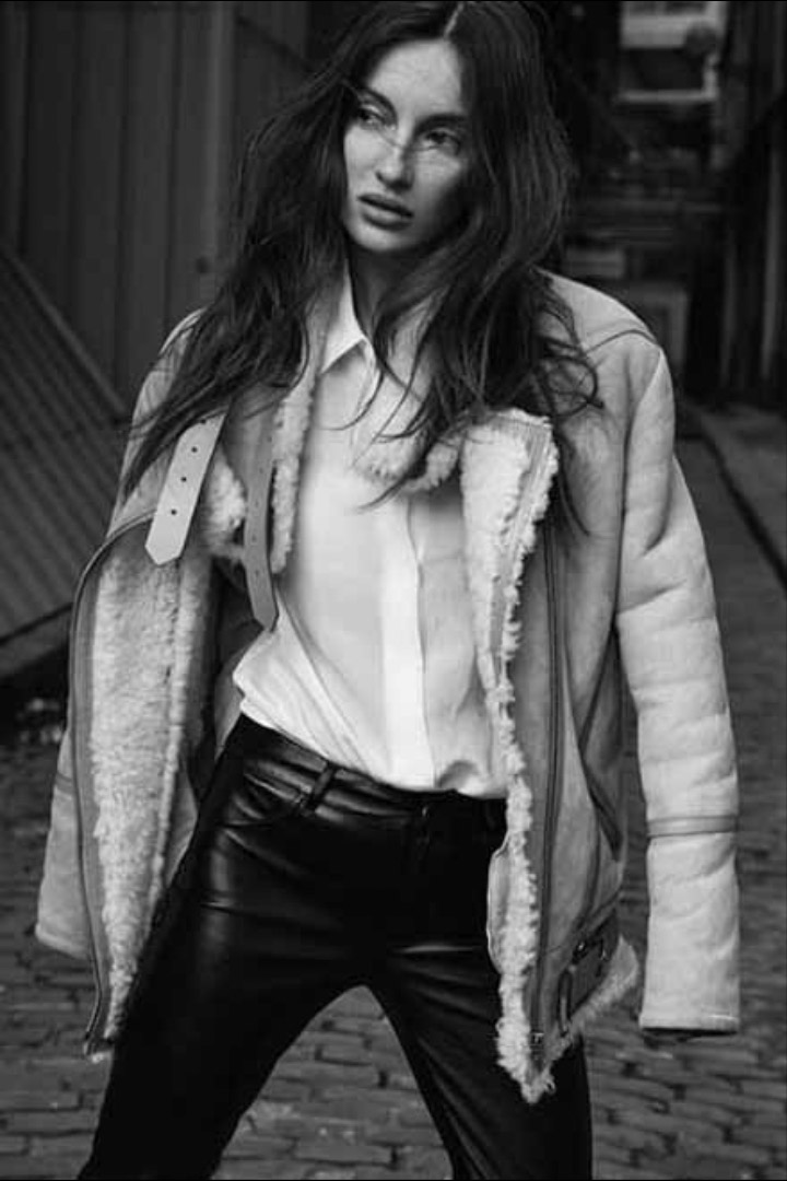 Sasha — Model & Hostess in Paris photo 7