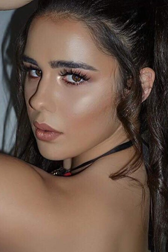 Maike — Model & Hostess in Dallas photo 8