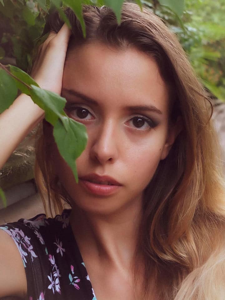 Angie — Model & Hostess in Milano photo 1