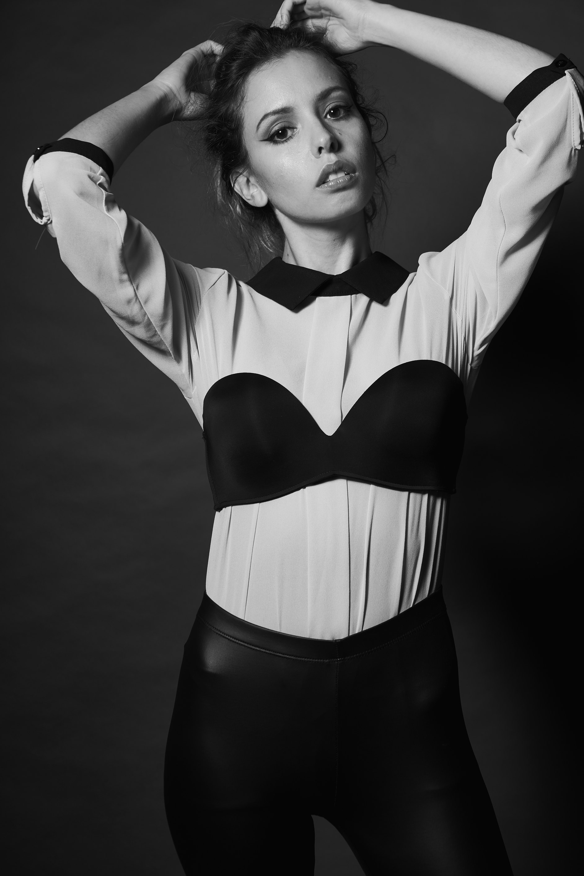 Angie — Model & Hostess in Milano photo 3