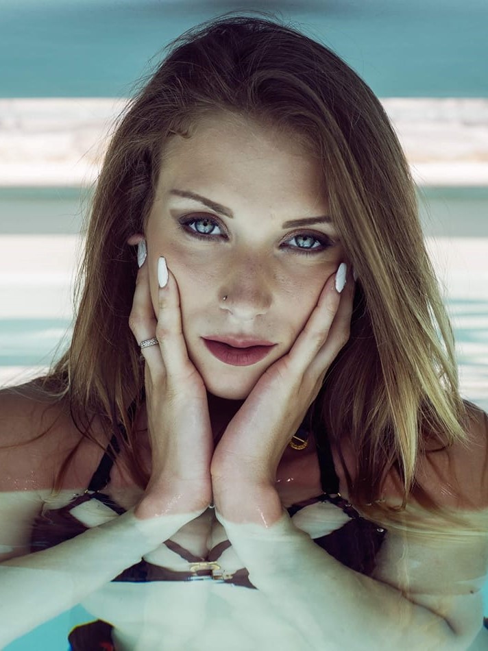 Sara — Model & Hostess in Roma photo 9