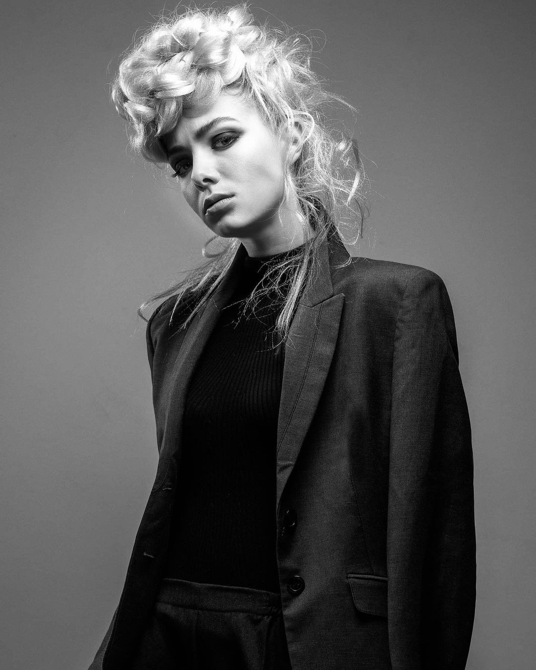 Sixtine — Model & Hostess in Paris photo 8
