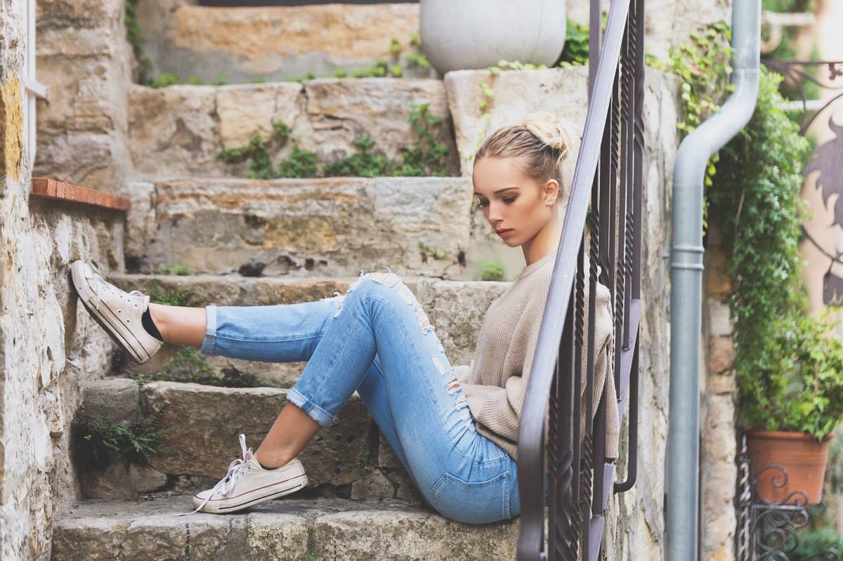 Lisa  — Model & Hostess in Alpes De Haute Provence photo 10