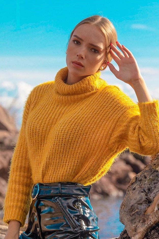 Lisa  — Model & Hostess in Alpes De Haute Provence photo 19