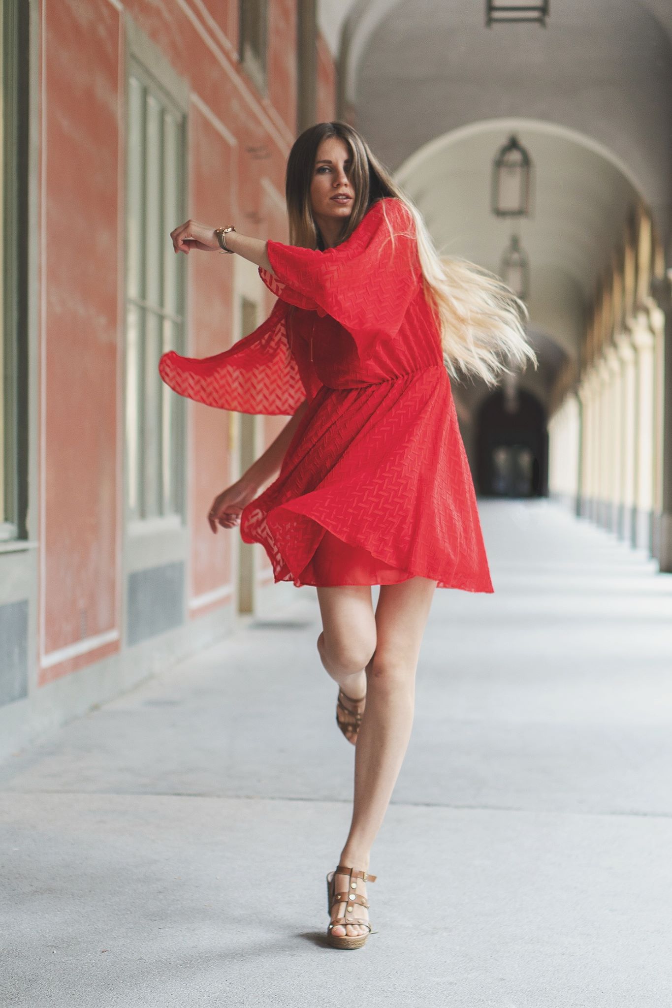 Julia — Model & Hostess in Chișinău photo 7