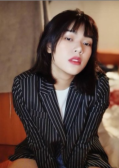 Siqi — Model & Hostess in Milano photo 7