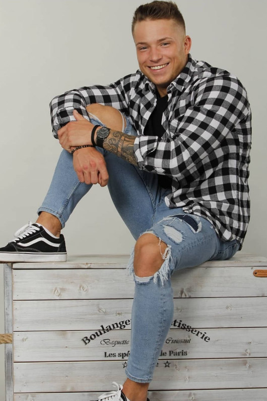 Domenique — Model & Host in D&uuml;sseldorf photo 3