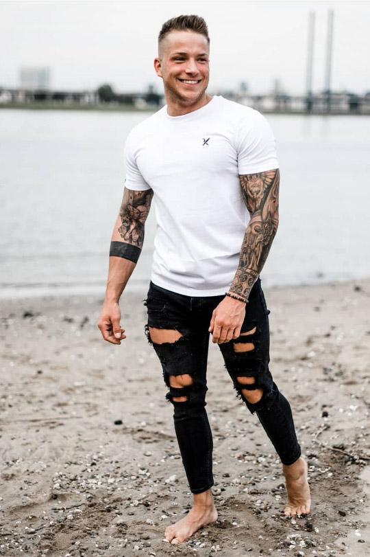Domenique — Model & Host in D&uuml;sseldorf photo 4