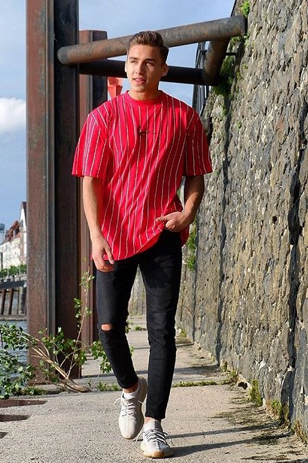 Seaman — Model & Host in D&uuml;sseldorf photo 2