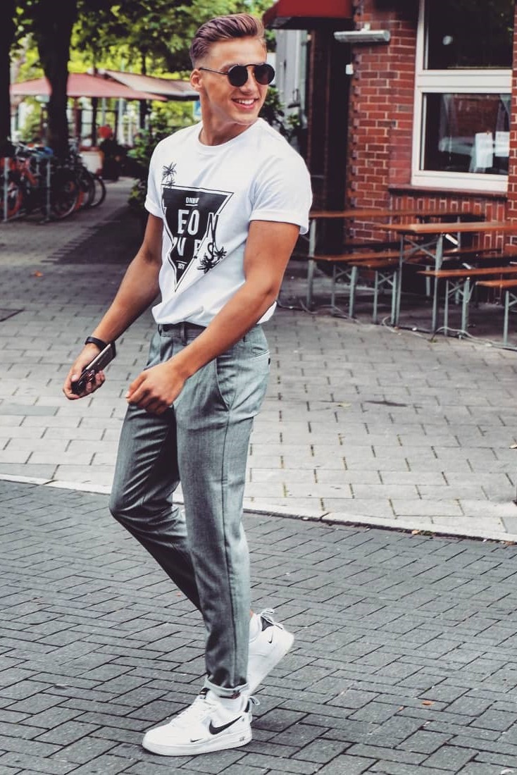 Seaman — Model & Host in D&uuml;sseldorf photo 4