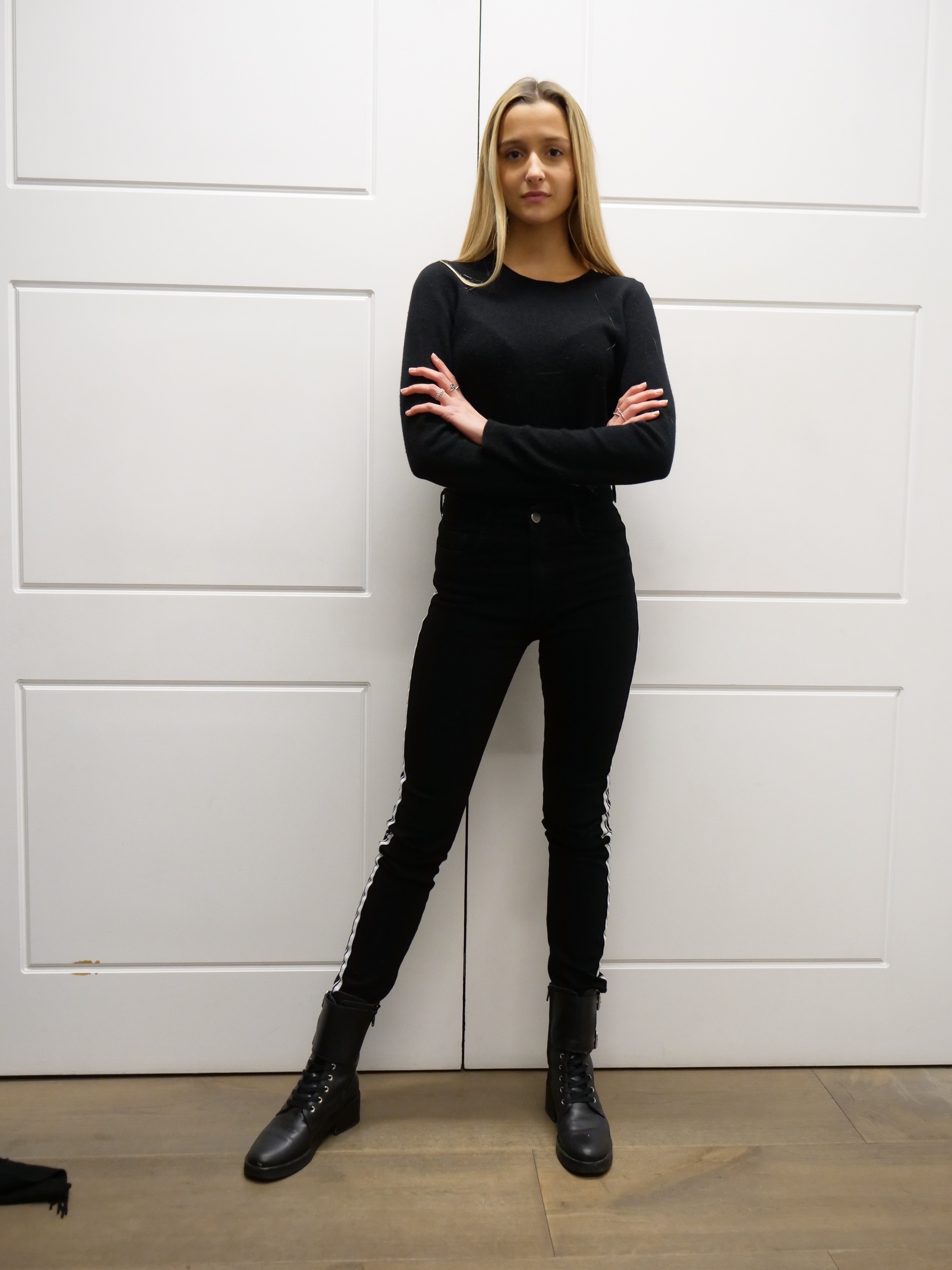 Claudia — Model & Hostess in London photo 2