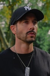 Den — Model & Host in Essen photo 1