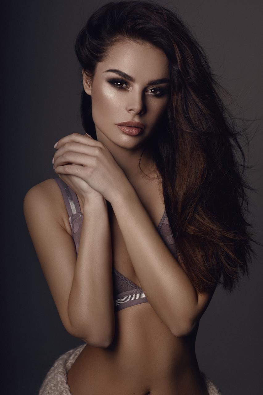 Katerina — Model & Hostess in Paris photo 5