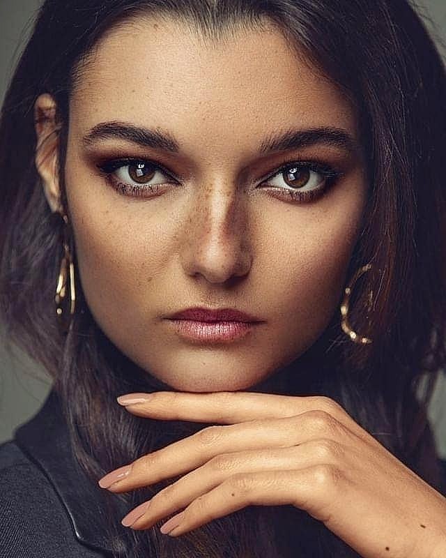 Anna — Model & Hostess in Parigi photo 17