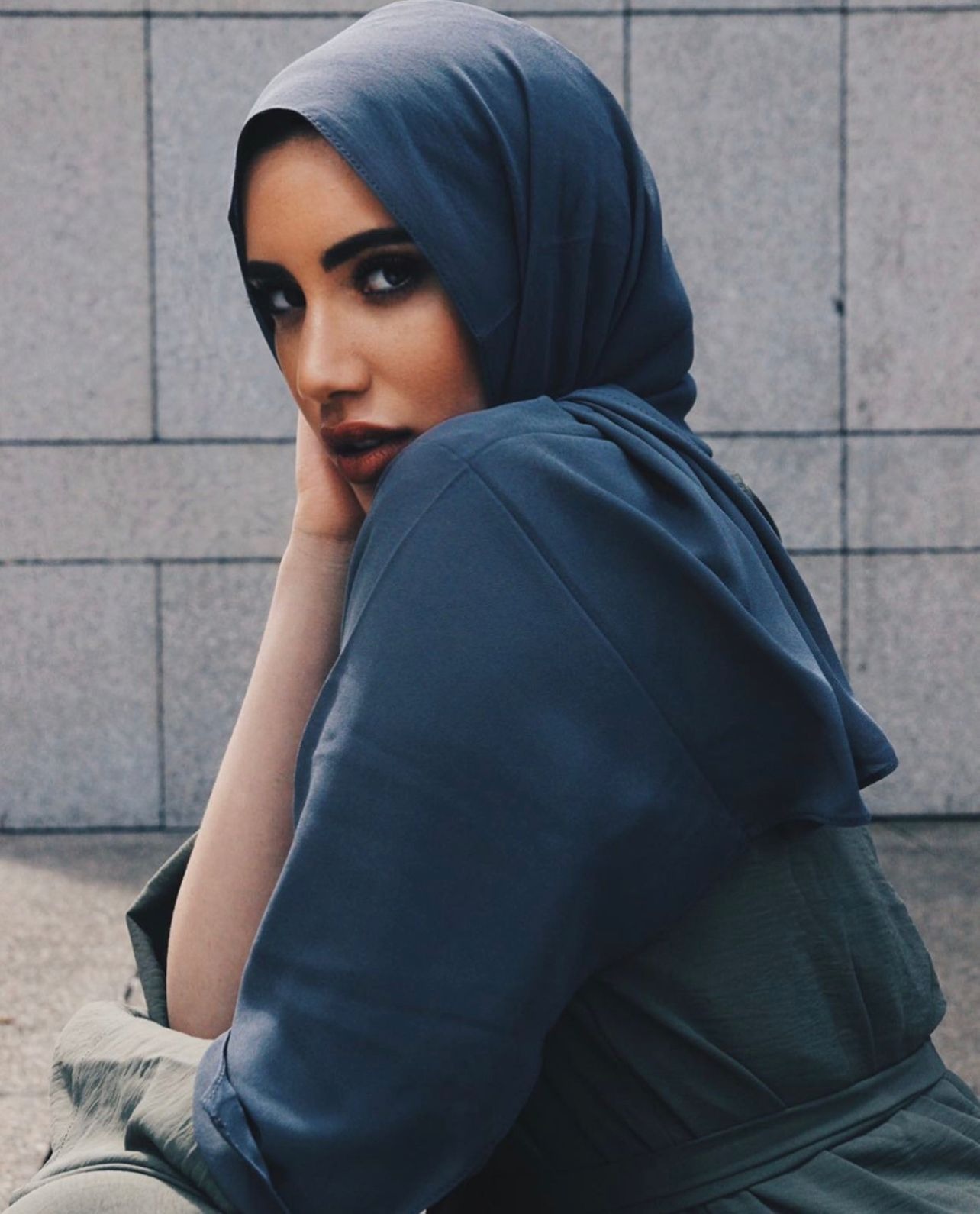 Yasmine — Model & Hostess in Paris photo 10