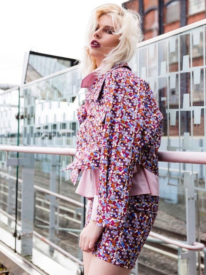 Ausrine — Model & Hostess in Greater London photo 11