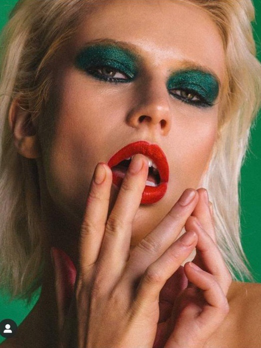 Ausrine — Model & Hostess in Greater London photo 5