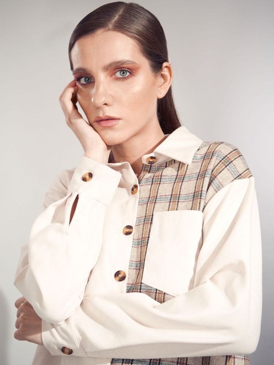 Julia — Model & Hostess in Greater London photo 3