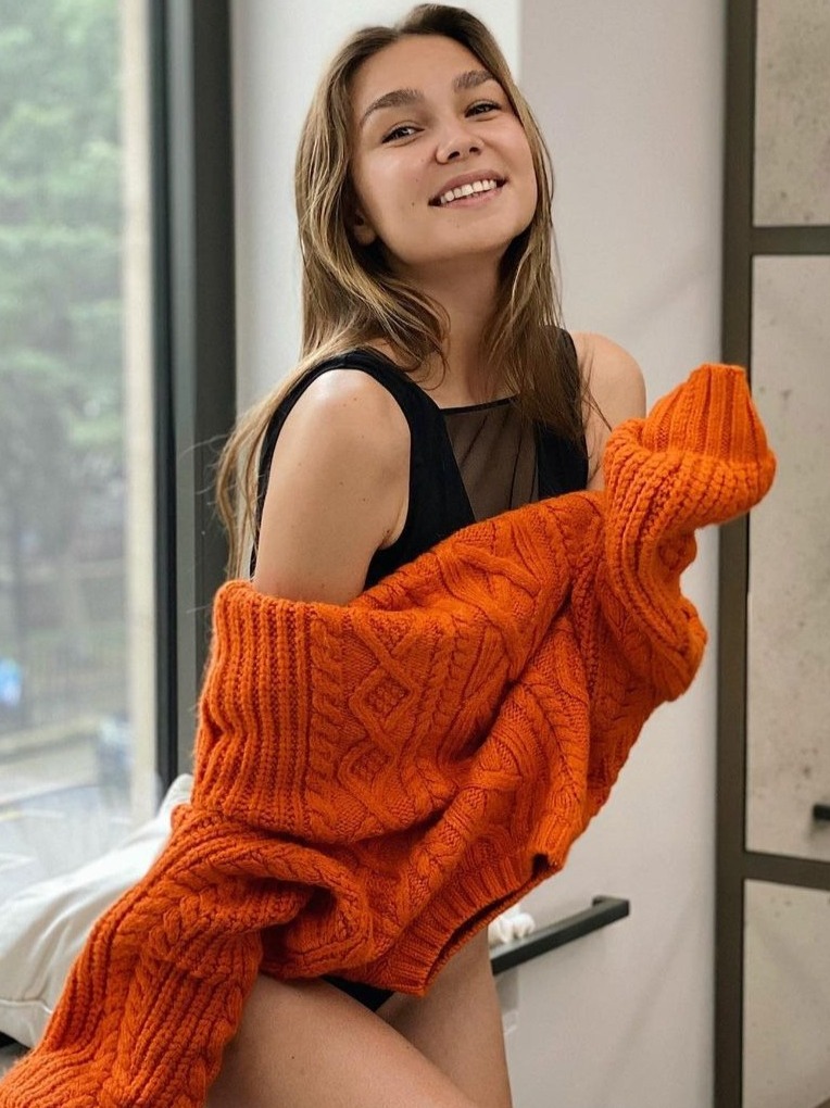 Anna — Model & Hostess in Greater London photo 1