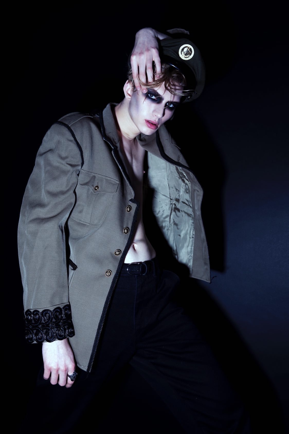 Aivis — Model & Host in Asni&egrave;res-sur-seine photo 10