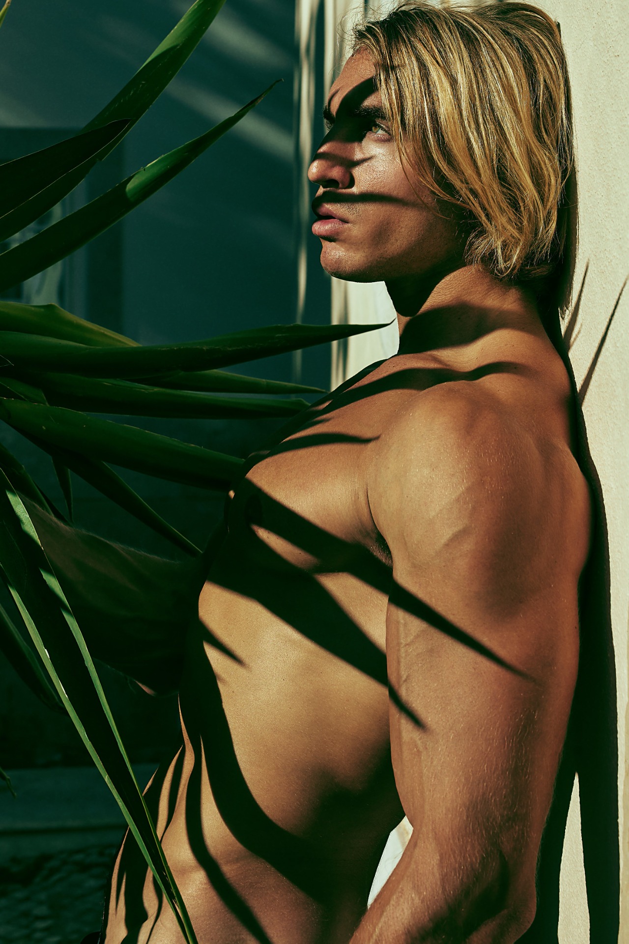 Pierrot — Model & Host in Paris photo 18