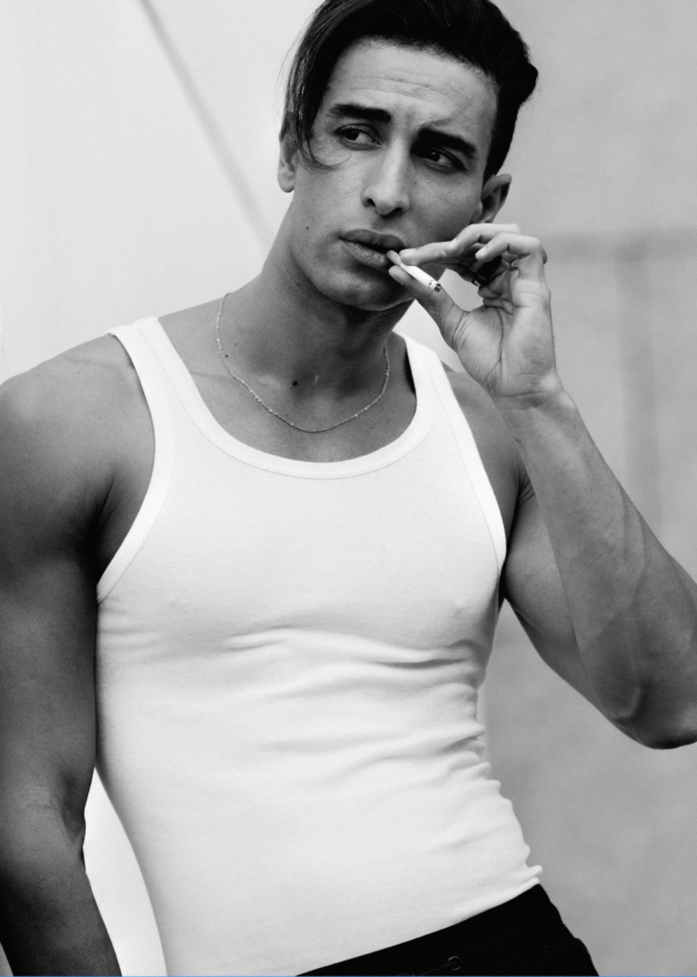 Khemila — Model & Host in Aubervilliers photo 31