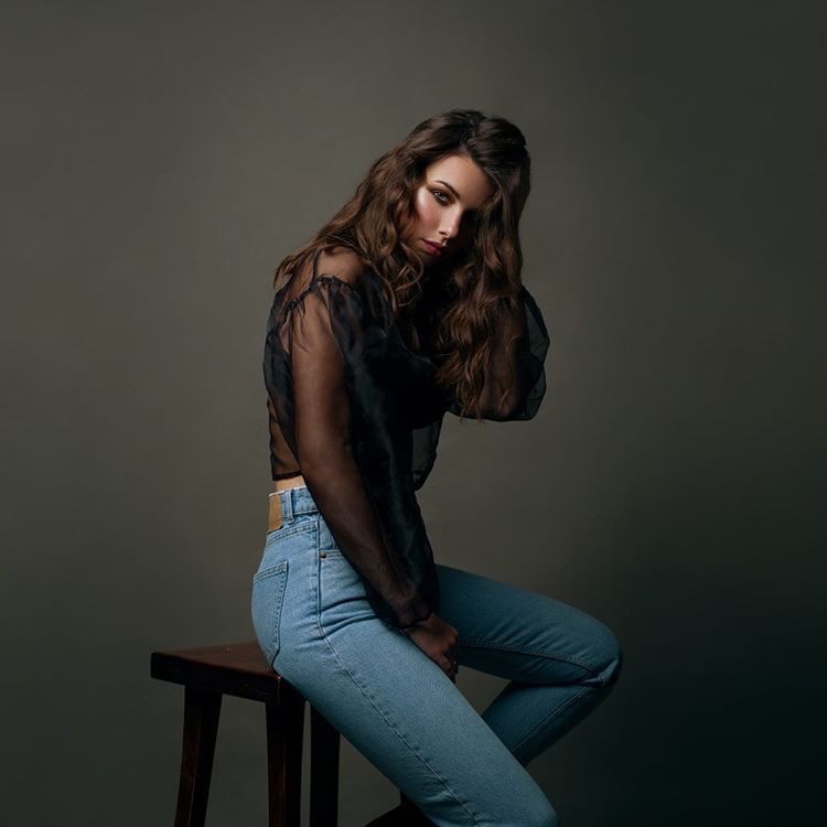 Emma — Model & Hostess in Le Perray-en-yvelines photo 4