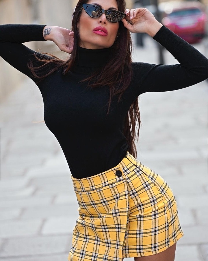 Jessica — Model & Hostess in Greater London photo 5