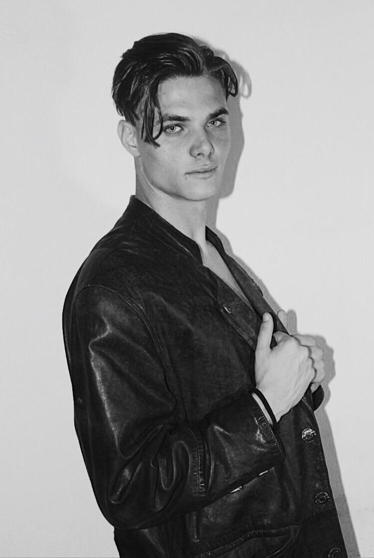 Nicol&ograve; — Model & Host in Pavia photo 13