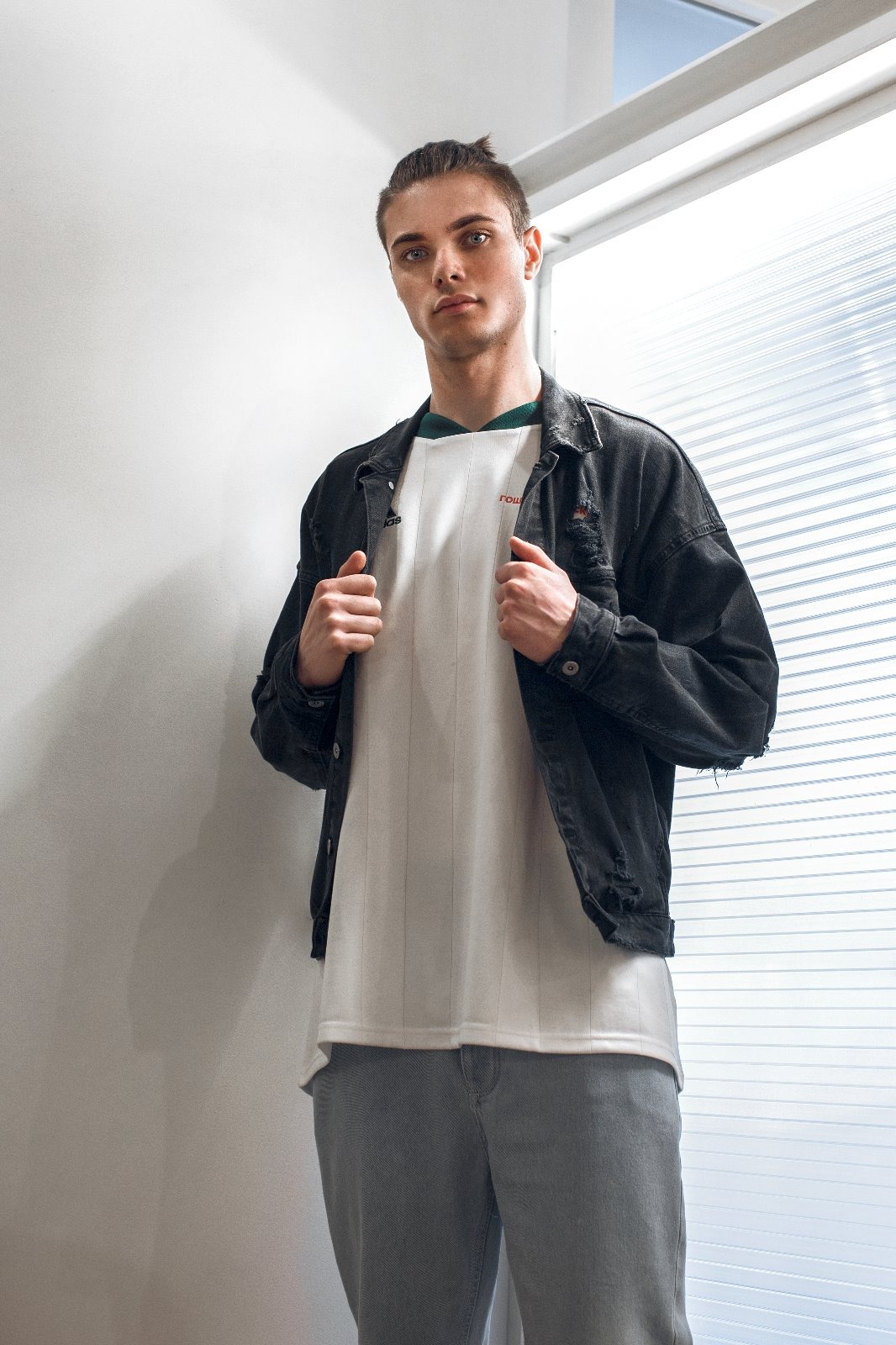Nicol&ograve; — Model & Host in Pavia photo 14
