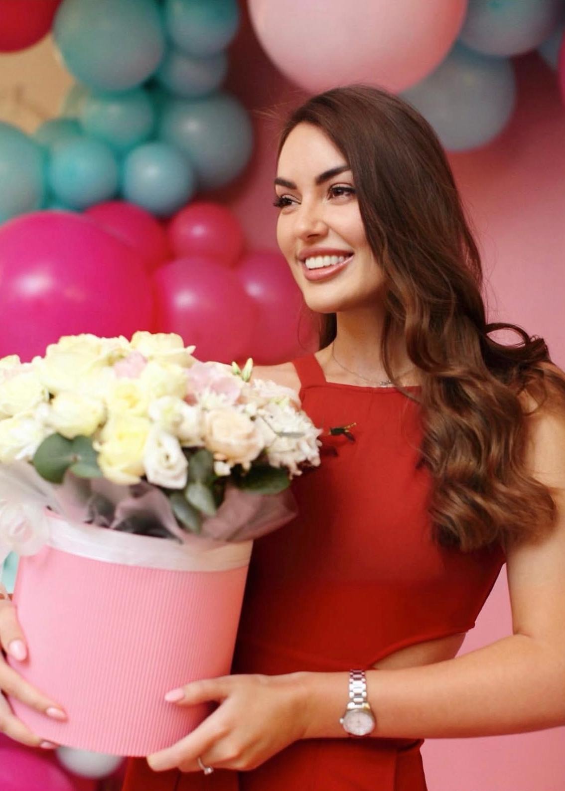 Victoria — Model & Hostess in Greater London photo 6