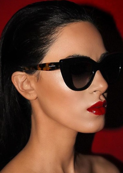 Pelin — Model & Hostess in Los Angeles photo 2
