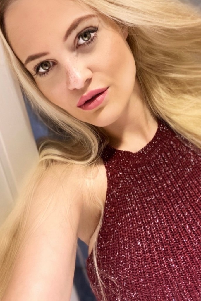 Veronika — Model & Hostess in Greater London photo 2