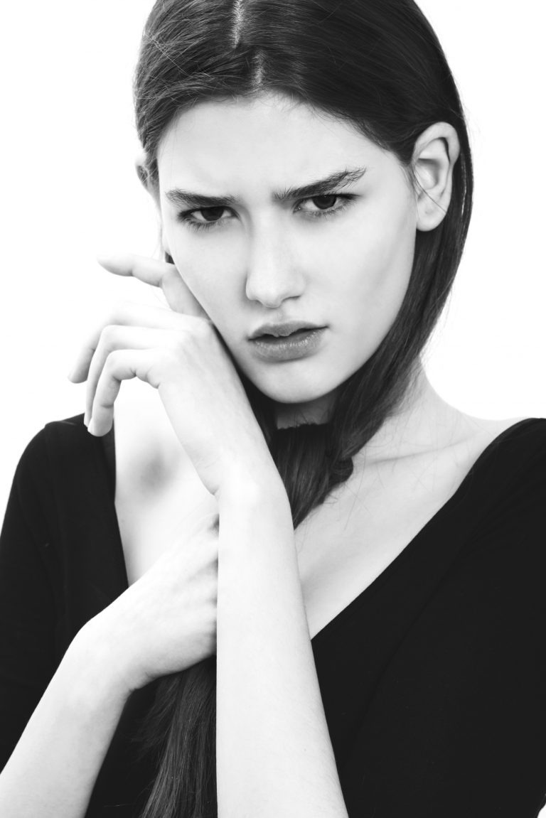 Kseniya — Model & Hostess in Paris photo 16