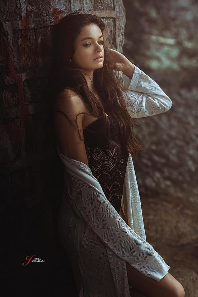 Angela — Model & Hostess in Conches photo 4