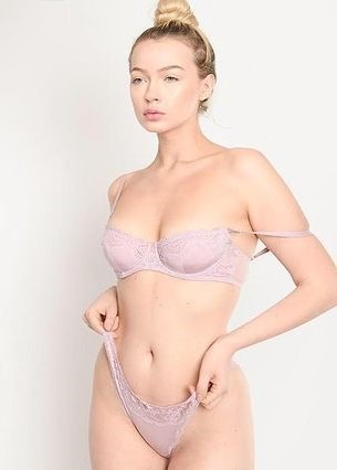 Shannon — Model & Hostess in New York photo 15