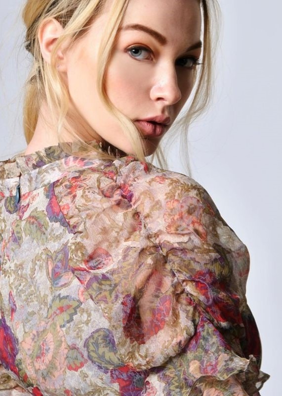 Shannon — Model & Hostess in New York photo 2