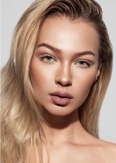 Shannon — Model & Hostess in New York photo 23
